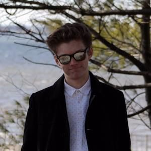 Meet your Posher, Adam